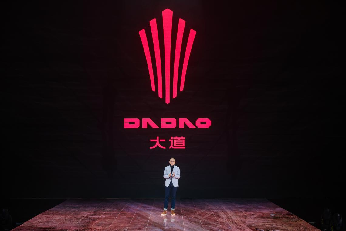 鯊魚王多變體汽車智能皮卡后箱蓋 江鈴皮卡大道品牌隆重發(fā)布 引領(lǐng)皮卡全場景時代