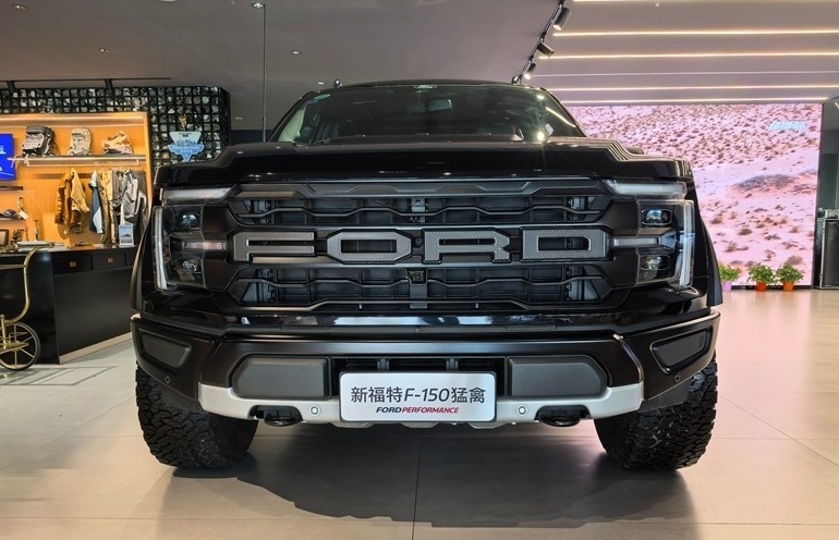 82.88萬起！福特F-150猛禽新款登場，性能再升級